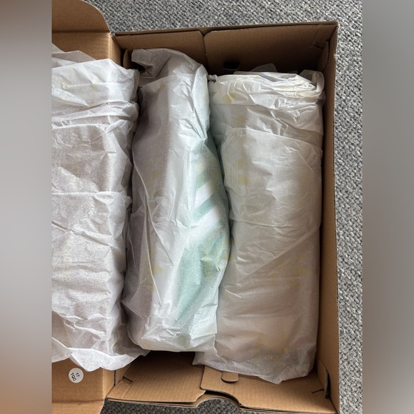 Adidas Nora Unisex Skate Shoes Court Green – Size Men 7.5 / Women 8.5 – JH8144 - Picture 7 of 16